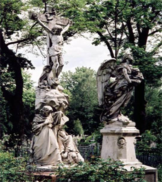 http://meria.sumy.ua/images/ua/sumy/symbols_sumy/symbols/sumy_symbol_buildings/tombstone_haritonenko_large.jpg